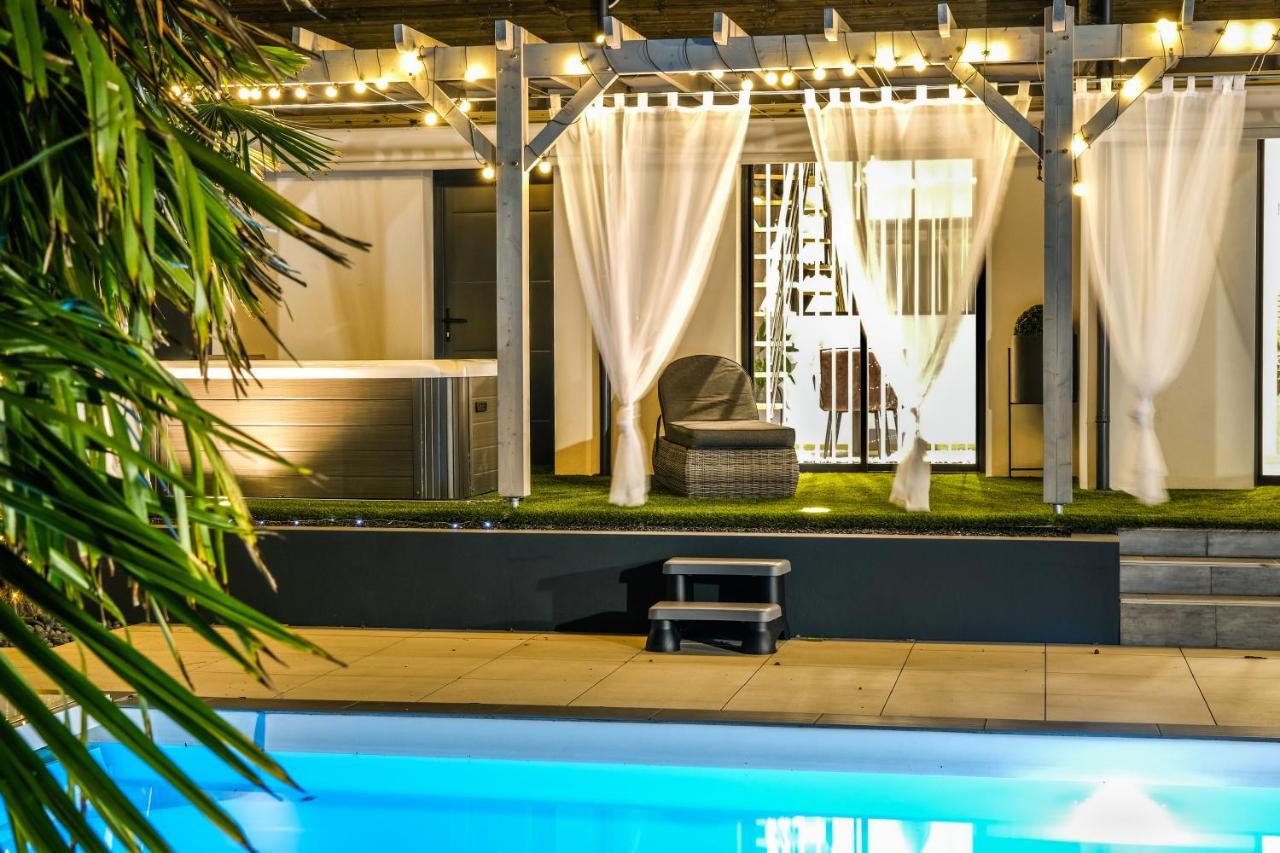 Suites By Aix Keys Avec Jacuzzi Privatif 5 Min Des Plages Fouras Saint-Laurent-de-la-Prée Esterno foto