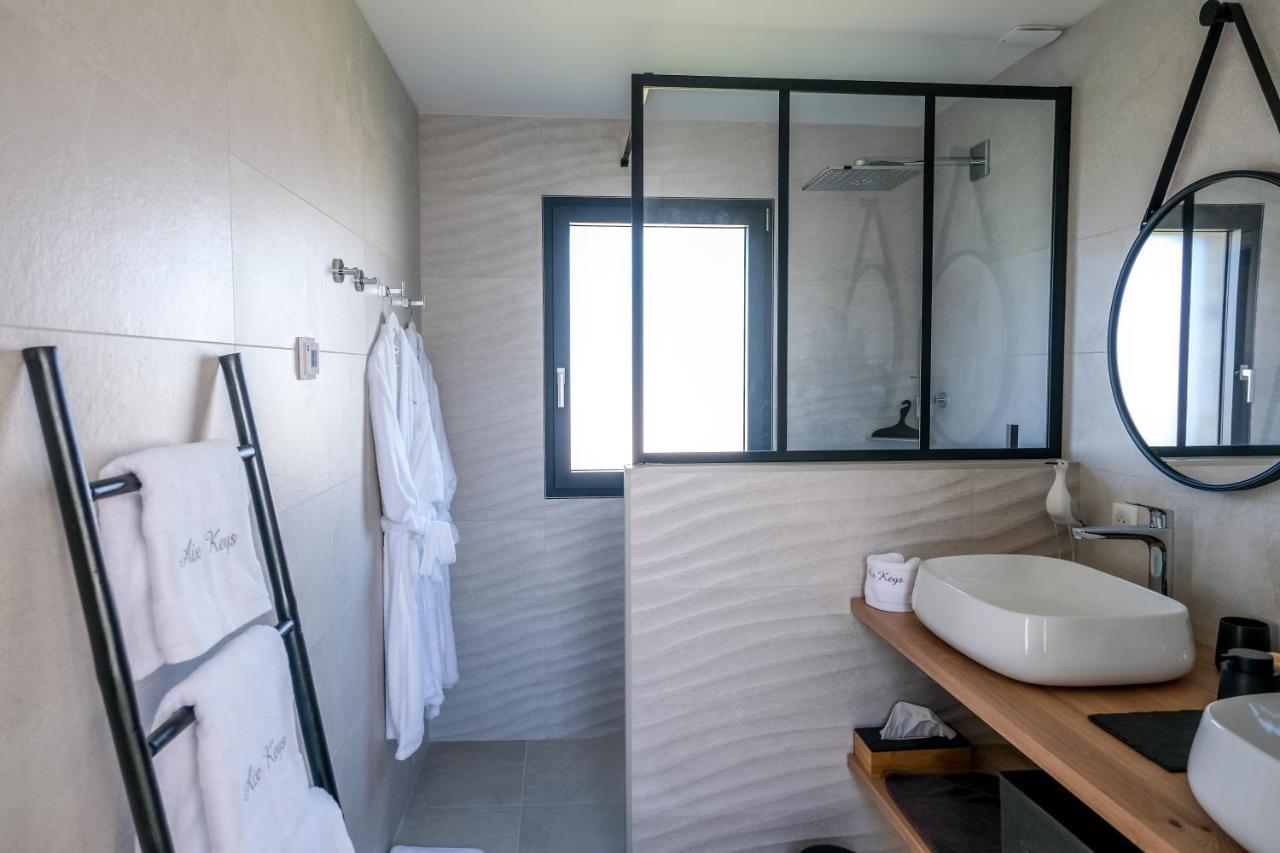 Suites By Aix Keys Avec Jacuzzi Privatif 5 Min Des Plages Fouras Saint-Laurent-de-la-Prée Esterno foto