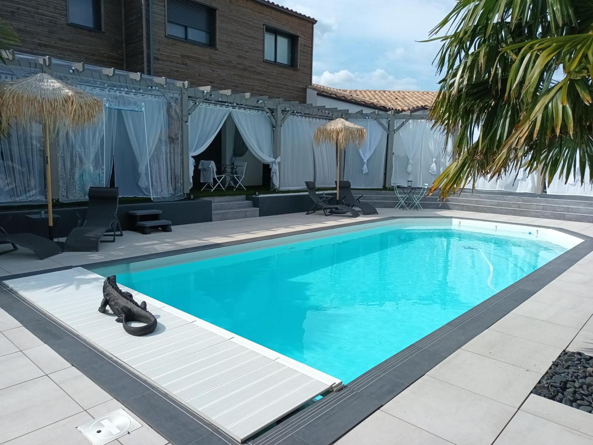 Suites By Aix Keys Avec Jacuzzi Privatif 5 Min Des Plages Fouras Saint-Laurent-de-la-Prée Esterno foto
